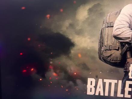 给大家看一下真实的体验高刷新率的显示器带来的好处,尤其是射击类游戏为什么你的水平不行,为什么人家打得那么准?#电竞显示器 #电脑知识 #抖音小助手 #高刷新率屏幕 #组装游戏电脑#显示器 #绝地求生 #装机 #硬件 #diy电脑