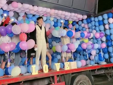 圆满成功谢谢大家的祝福@娜娜大仙女775的朋友圈 #我在这里告白 @DOU+小助手