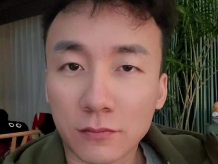 听说老美把英伟达4090显卡在我们国家禁售了,听了很生气,但是想想,选择多的是,以后国产也会爆发的,失去我们中国的市场,看看谁更需要谁吧。