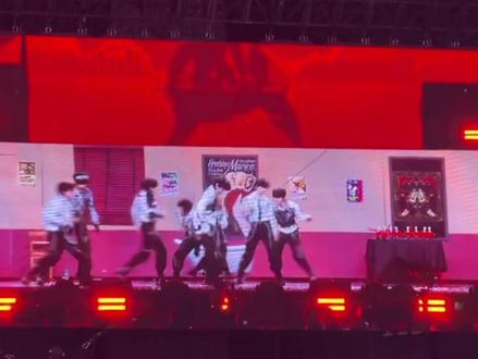 橹队就这样权威! #王橹杰 #王橹杰希区考克 #tf家族荣耀之战 #公演 #权威