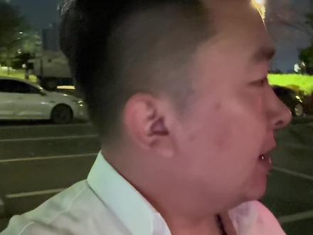 强者不做纠缠,直接买单离场。