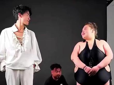 如果你的老师要结婚了,你想她穿什么颜色婚纱?请到到评论区。 #婚纱 #婚纱照