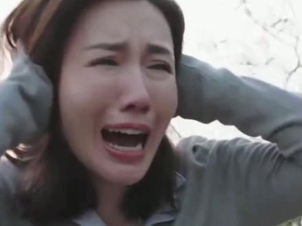 理解张家妍为什么崩溃 理解张家妍为什么崩溃了,脱不下的孔乙己长衫,放不下的职业追求,找不到的精神家园,人怎么会好呢?#新闻女王张家妍悔婚 #理解张家妍为什么崩溃 #新闻女王