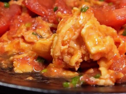 国宴大师做的番茄炒蛋是什么味道? #美食教程 #抖音美食创作人 #国宴大厨 #番茄炒蛋 #西红柿炒鸡蛋