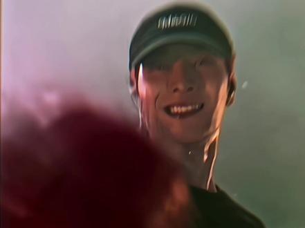 爱舔手指犯法吗 #王嘉尔