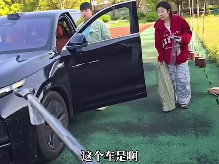 童最喜欢的车 #童锦程 #子圣 #798 #理想 #绷不住了的笑