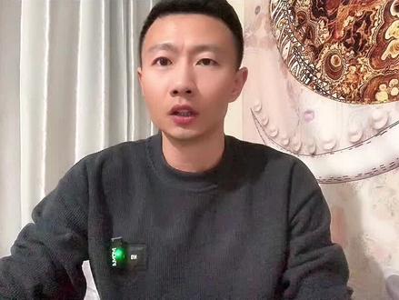 最近豆包这个功能上热搜了!让AI识别、锐评朋友圈!#豆包app #遇到问题找豆包