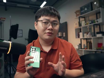 适合准大学生的一加Ace2Pro,首发深度评测#一加 #一加Ace2Pro #数码