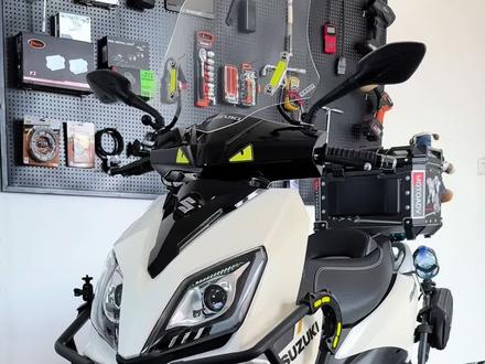 铃木U系列摩托车零成本节气阀复位教程。
#铃木uy125 #节气阀 #铃木uy节气门复位#节气门复位