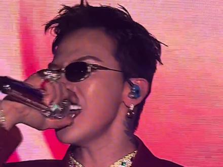 往后我将永远拥护蔡徐坤#蔡徐坤 #权志龙 #音乐节