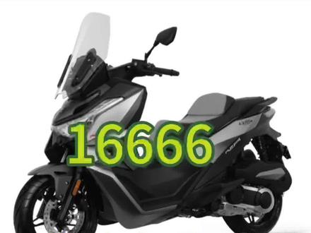 这两款车型该怎么选择?#无极sr250gt #鸿250踏板 #二手摩托车 #主打的就是一个真实