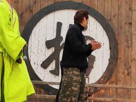龙龙老嫂子携小秘团跳小拜年太欢乐了#万岁山斗舞局赶紧玩起来 #万岁山武侠城 #万岁山老嫂子 #万岁山勇敢的人在控场 #万岁山完全是E人的主场