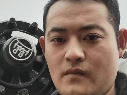 一个只讲干货的主播,希望卡友们能真正了解挂车上的各种配置,点个红心加个关注我在迅驰等你#卡友 #货车司机