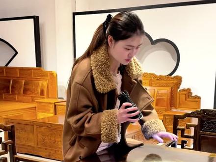 金丝楠乌木的行情#红木家具 #明清古典家具 #榫卯结构 #金丝楠木