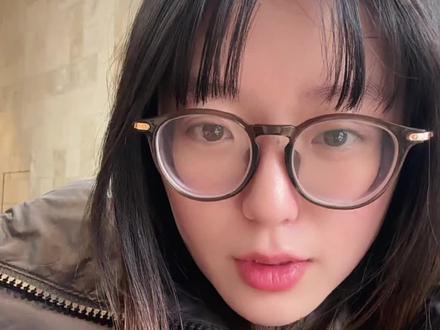 而且昨天我不知道这个虚拟码这么贵,本人用大学生69折吃完的海底捞,现在作为一个资深三角洲玩家感到非常的后悔, #三角洲 #海底捞#三角洲行动 #三角洲海底捞 #三角洲周边