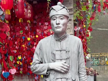 看到爸妈还有女儿的名字.心疼以泪洗面.这视频本不想发.哪些喷我的人.请问你良心何在?人心都是肉长的.#银人阿少 #银人阿少原创 #正能量