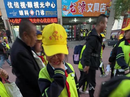 用成本100多元的食材做水果气泡水去摆摊能赚多少钱?#真实生活分享计划 #水果气泡水 #vlog日常 #青提柠檬气泡水 #凤梨百香果