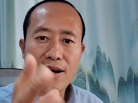 iCAR V27新车上市,169800起售,两项短板,免购置税
#iCAR #iCAR27 #方盒子#购车攻略 #硬派越野