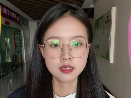 银行U盾到底是什么?
一句话:网银的实体钥匙。
登录网银只靠密码,风险很高。
插上U盾,输入密码,才能完成资金转出。
开对公户一般会拿到两个U盾:制单盾、复核盾,分工保管更安全。
保管好自己的U盾,守住公司资金第一道防线。
#注册公司 #银行开户 #财务知识#代理记账#匠人鸟