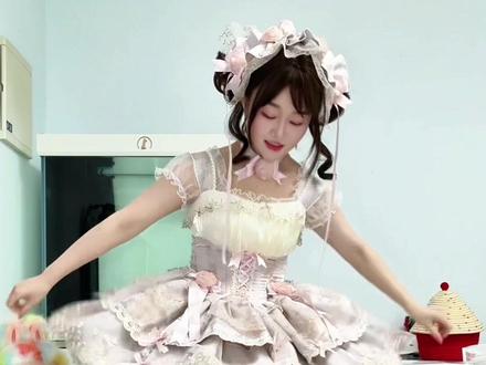 梨花诗的三个蓬度测评,30厘米的12米20米和28米#洛丽塔 #裙撑 #lolita #lolita穿搭 #lo娘