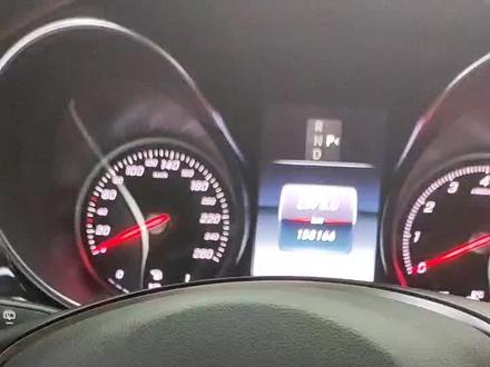 奔驰V级车型钥匙设定方法