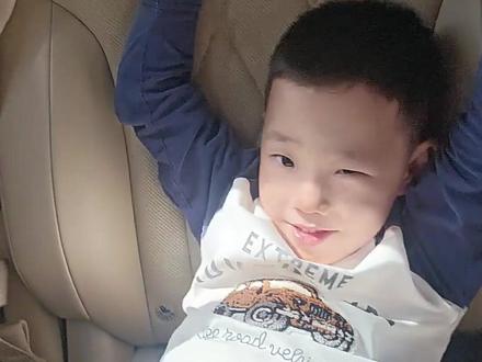 帮我看看四个孩子哪个该承欢膝下,哪个该“远走他乡”挺急的,谢谢了!#人类幼崽 #儿子 #女儿 #三胞胎