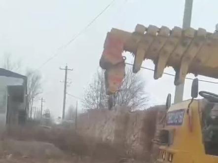 有时候借风办正事,有时候借风办坏事