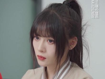 总会有人捡起七零八落的你,然后坚定不移的陪着你 #校园 #友谊 #抖音短剧新番计划