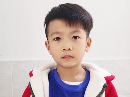 汉堡玩具和薯条玩具变身机器人