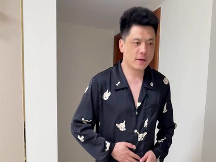 老登 你那两下子 还赶不上我呢 #小屁孩的日常 #爱跳舞的宝宝 #人类幼崽 #爸爸带娃 #亲子互动