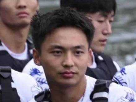 龙舟队动作教学一 龙舟队起航第一步:从0到1#中国科学院大学龙舟队 #动作教学 #水上训练 #划龙舟