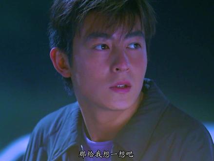 “我那个时候19,20岁所以我当然觉得我自己很帅啊,只是以后再也看不到你拍的电影了”#陈冠希