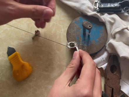 大众帕萨特速腾朗逸polo宝来捷达途观高尔夫折叠钥匙外壳拆卸视频#大众钥匙拆法