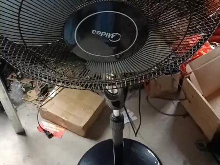 美的电风扇转速慢,更换电容完美解决
