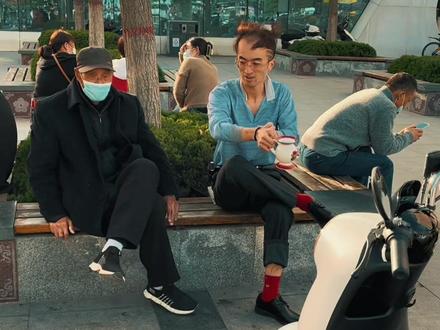 男人过了二十岁,就不应该有这么多的头发,晚上10点直播间不见不散……#男人过了20就应该成熟一点了 #扶风鱿鱼