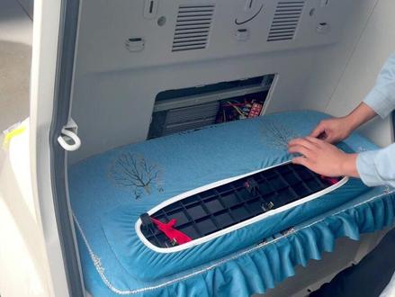 盛昊电动车座椅靠背及座椅套拆卸以及安装步骤,如果你也有盛昊的电动车,这个视频一定对你有所帮助。 #盛昊电动车 #座椅套安装 #电动车座套 #座椅套 @抖音小助手 @DOU+小助手