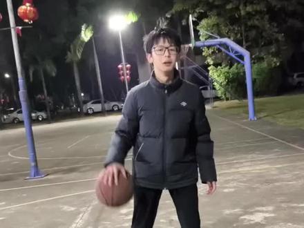 努力的训练#柯冉#篮球需要沉淀