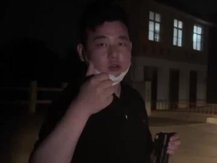 一个小小的手电直接碾压远光dog#挑战全网 #户外照明 #强光手电 #原创视频 #户外