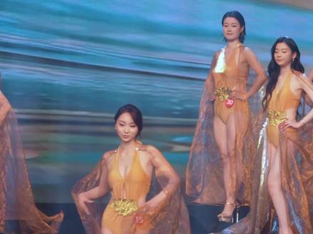 15号选手佟雨,身高170,来自广东深圳 这有点像笔笔啊!#选美比赛 #模特大赛 #全球中华小姐大赛 #模特 #周笔畅