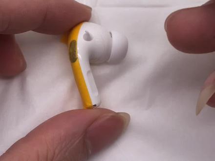苹果耳机AirPods划痕刮痕擦痕摔痕抛光修复打磨翻新。 #airpods #耳机划痕 #吧唧