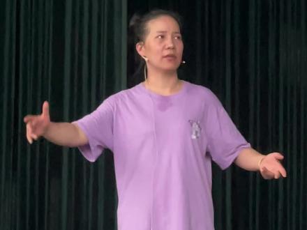 #台州中逸越剧团 《狸猫换太子》新加的《打龙袍 》#屠丹萍 #演出现场视频 #谁说戏曲不抖音 #传播戏曲文化