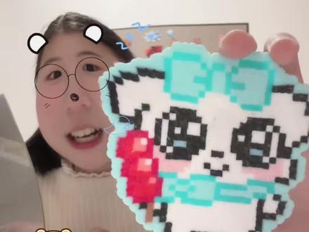 DIY(这狗) 粉丝投稿毛巾烫这狗(图纸来源于@路小阮)#拼豆 #拼豆豆 #手工 #毛巾烫 #当我染上了拼豆