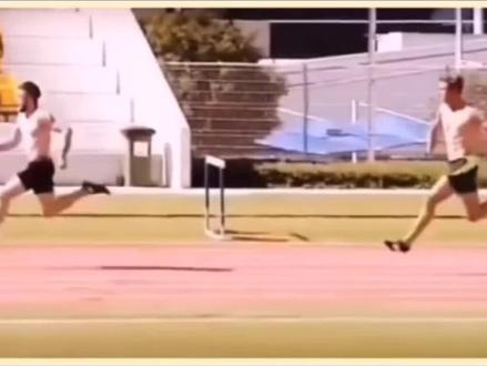 #田径 #体育生 很明显的对比,送髋好与坏的区别!
