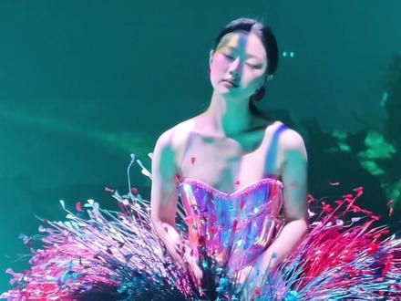 大连场的续写真是看一场哭一场 #单依纯 #单依纯演唱会 #单依纯大连演唱会 #纯妹妹演唱会 #续写