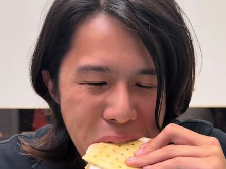 天冷了烤个棉花糖#烤棉花糖 #太好吃了 #美食测评