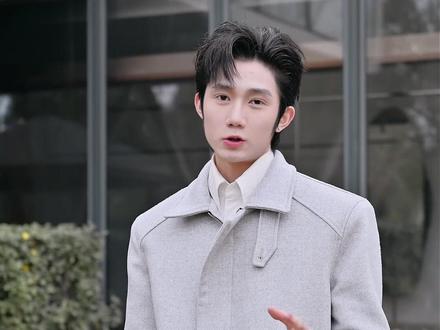 多形态绑带夹克#夹克 #小众设计感 #极简主义 #ootd穿搭