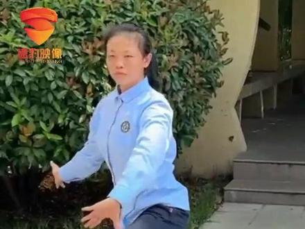 山东中学生获世界传统武术锦标赛冠军。小学二年级开始练拳,练习太极拳可以提升专注力。#中学生 #武术锦标赛 #冠军 @抖音小助手