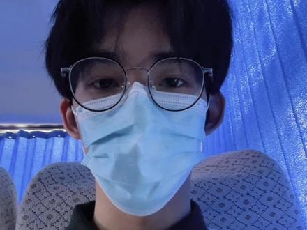 发个上上周的东西先
就是说,非常多人,在场好多理科硕士和博士🙀
#大学生哪有不疯的 #米哈游