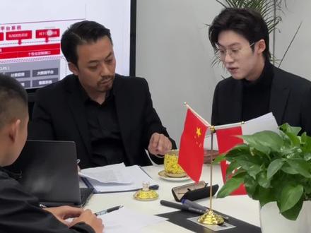 我爹对我跟我妈的“两副面孔”