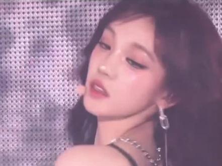 雨琦还在天路篇说‘我的人脉都在这啊’@范丞丞 @李昀锐Lin @白鹿my @宋雨琦_i-dle @郑恺 @李晨